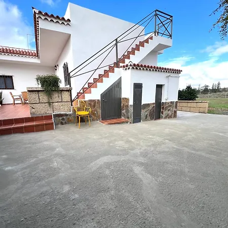 Casa Victoria Terraza Soleada Ferienhaus *
